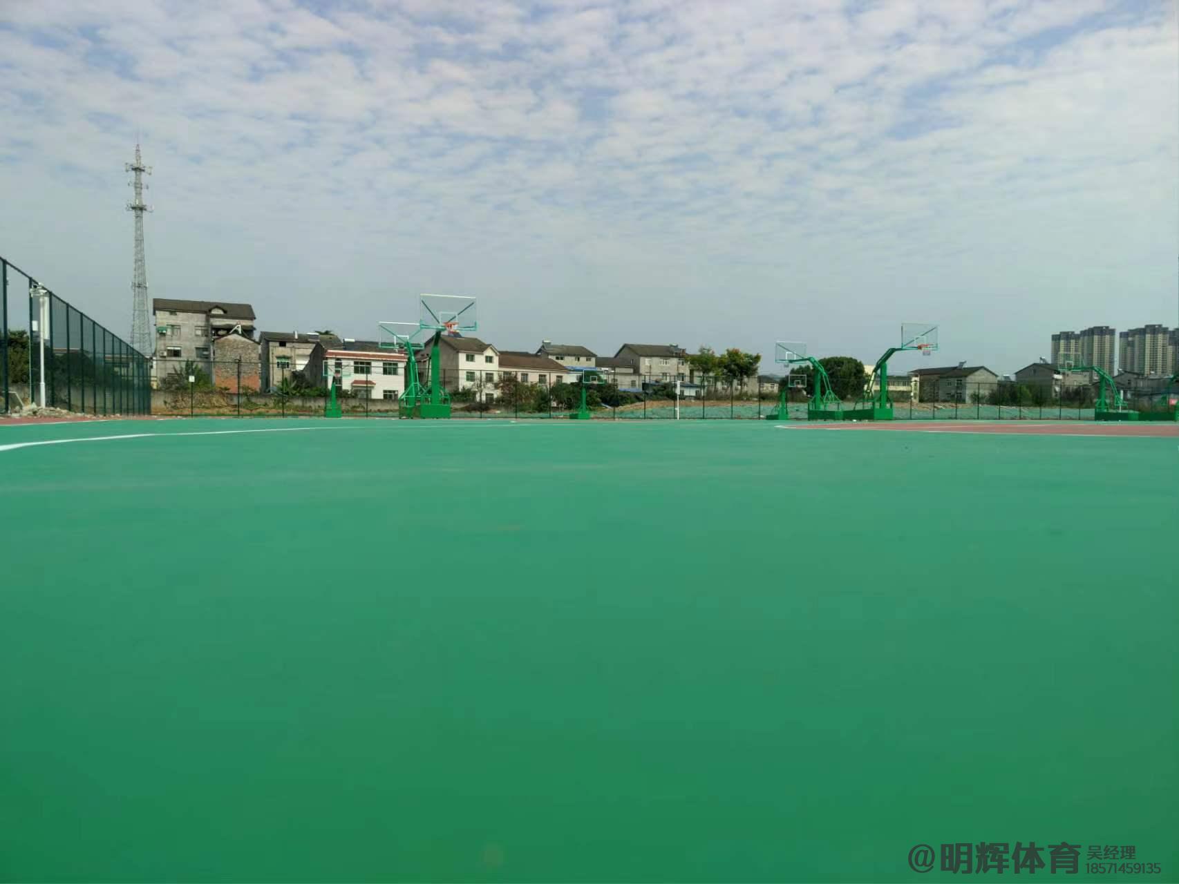 无缝半预制型硅pu球场硬地丙烯酸球场的优缺点